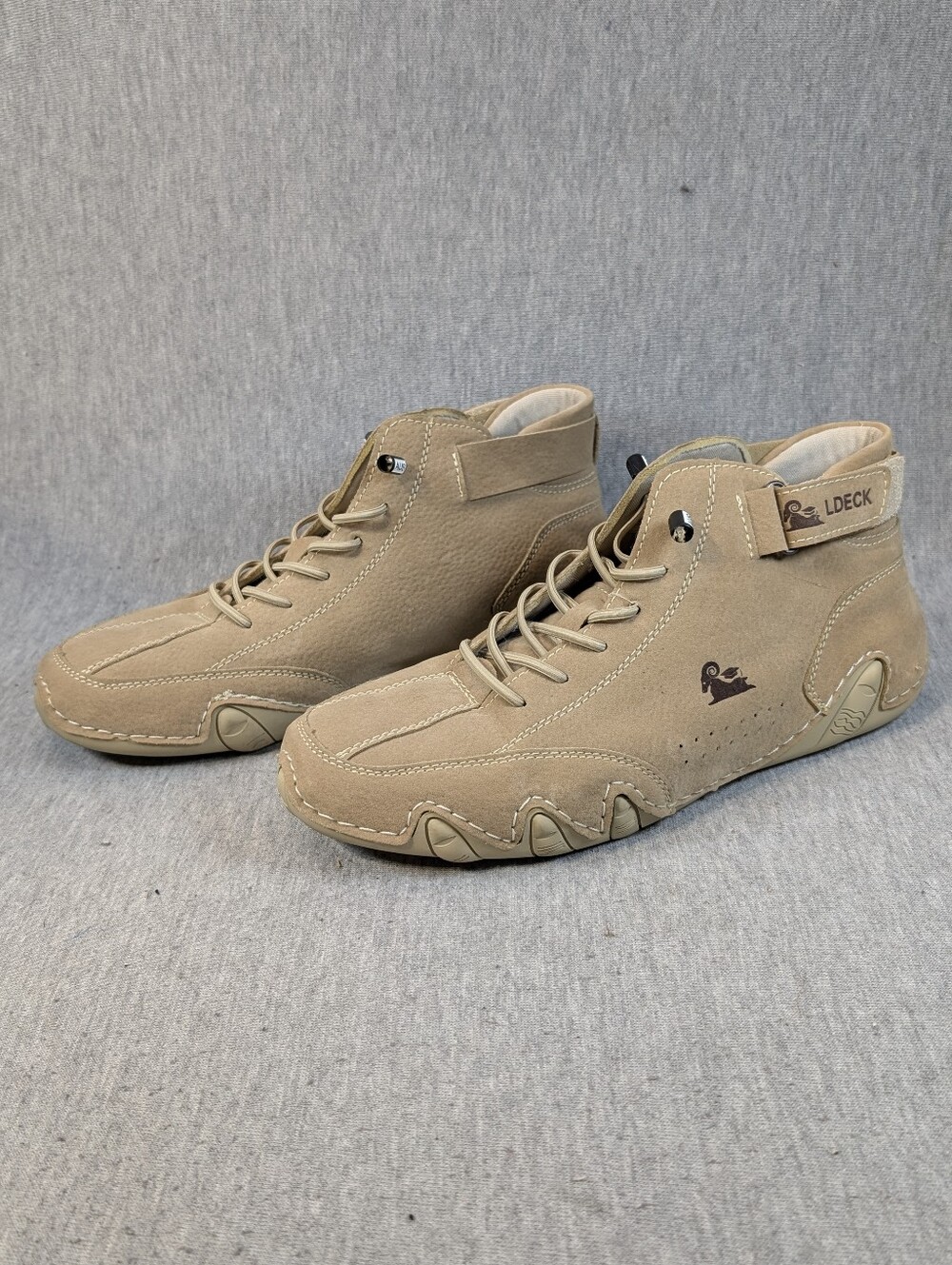LDeck Suede Chukka Barefoot Boots Unisex Women's 7 Tan